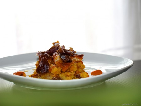 császármorzsa mesésen édes jordán datolyával, sárgabarack-redukcióval...